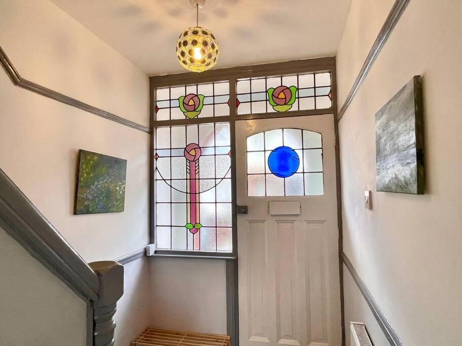 Portsmouth 3 Bedroom Getaway, Sleeps 6 Bagian luar foto
